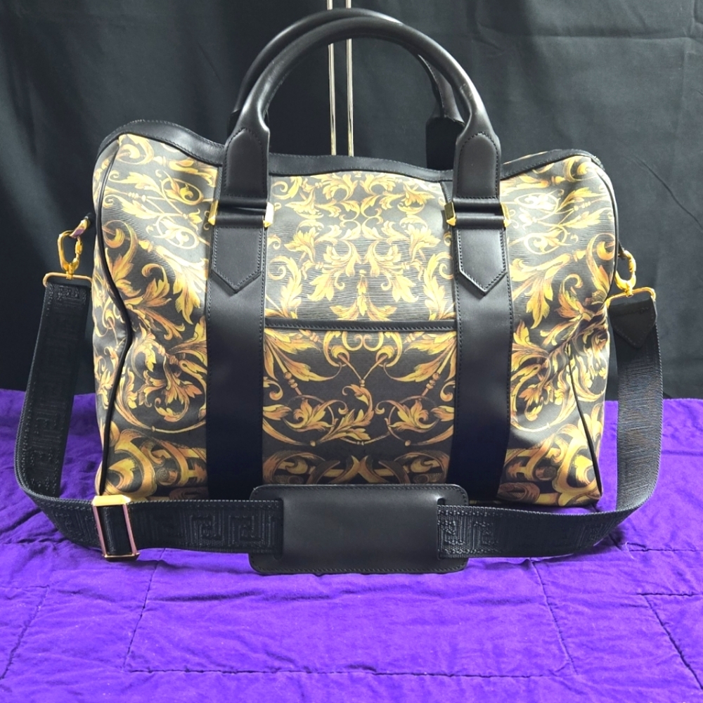 EUC GIANNI VERSACE VINTAGE BAROQUE PATTERN BLACK AND GOLD OVERNIGHT BAG